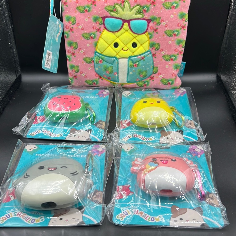 Original Squishmallows earbud protective case, set of four, squishmallows pouch